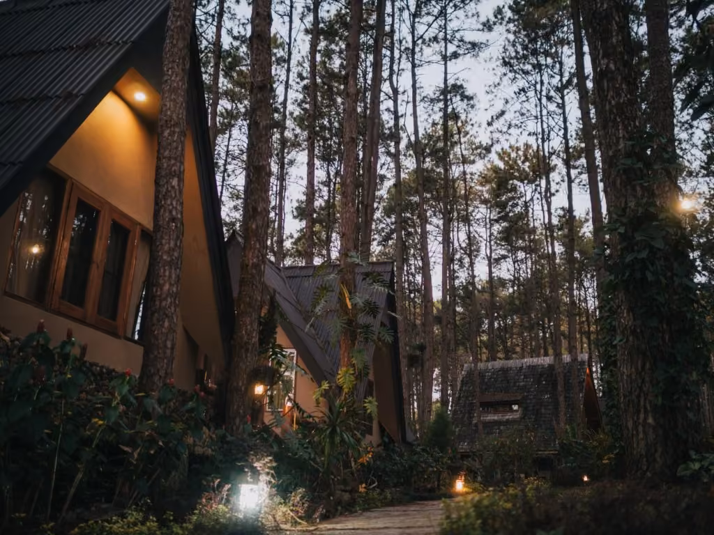 Sapphire Brook Cottage view 1